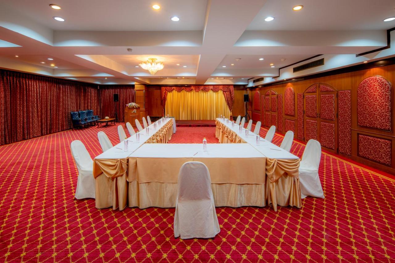Alexander Hotel Bangkok Zewnętrze zdjęcie